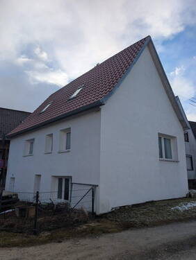 Ansicht Haus - 5 Zimmer Einfamilienhaus zum Kaufen in Münsingen-Trailfingen