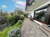 Terrasse - 8 Zimmer Mehrfamilienhaus, Wohnhaus in Stuttgart