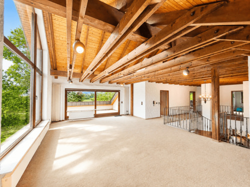 Studio Dachgeschoss - Einfamilienhaus mit 444,00 m&sup2; in Tiefenbronn zum Kaufen