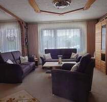 Helle freundl.Wohnung (inkl.Garage) in ruhiger Lage, perfekte Raumaufteilung, kernsaniertes Bad - Übach-Palenberg