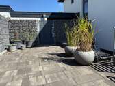 Zugang vom Carport zur Terrasse - 