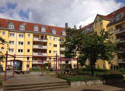 Sonnenhof Innenansicht - Gut geschnittene 2 Zimmer-Wohnung -4.OG-90763 Fürth