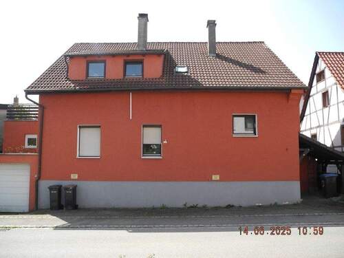 Vorderansicht - 7 Zimmer Einfamilienhaus in Hülben