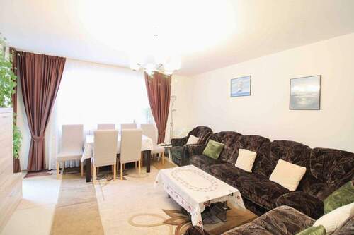 Wohnzimmer - Potenzial: Vermietete 3-Zimmer-Wohnung mit Südbalkon und 2 Stellplätzen