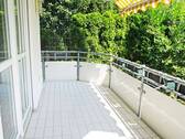 Balkon
- 3 Zimmer Etagenwohnung zur Miete in Stuttgart