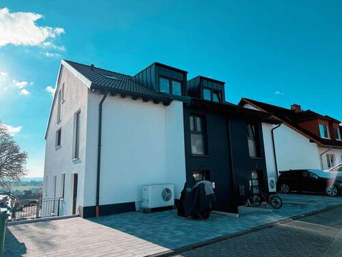 Hausansicht - 1 Zimmer Doppelhaushälfte zum Kaufen in Neuwied