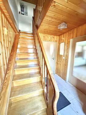 Eingangsbereich - 6 Zimmer Doppelhaushälfte zum Kaufen in Püchersreuth