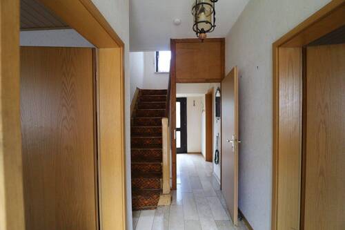 Hausflur - Einfamilienhaus mit 127,20 m&sup2; in Swisttal-Miel zum Kaufen