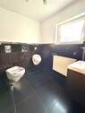 WC im Erdgeschoss - 5 Zimmer Einfamilienhaus in Leuchtenberg