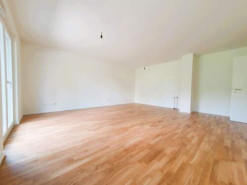 Wohnzimmer - 3 Zimmer Etagenwohnung zum Kaufen in Ahrensburg