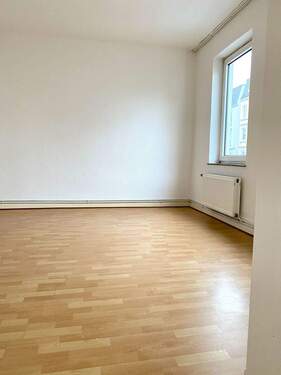 Erdgeschoss - Mehrfamilienhaus, Wohnhaus in Lübeck zum Kaufen