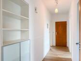 Flur - 3 Zimmer Etagenwohnung in Hannover