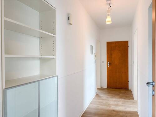 Flur - 3 Zimmer Etagenwohnung in Hannover