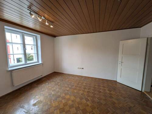 Bild 3 - 5 Zimmer Etagenwohnung in Moosburg