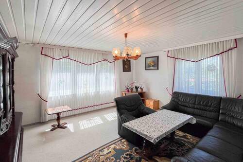 Wohnzimmer (Anbau 1998) - Einfamilienhaus in Berg bei Neumarkt in der Oberpfalz zum Kaufen