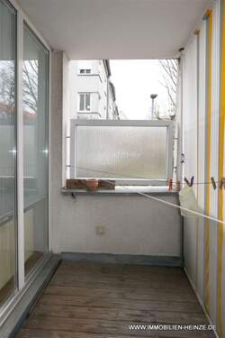 Süd-West Balkon mit Sichtschutz - 