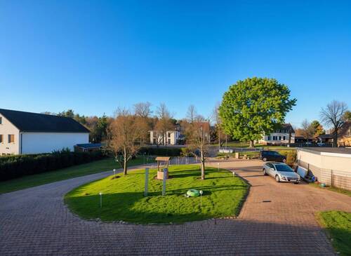 Grundstücksansicht Balkonsicht - 1 Zimmer Mehrfamilienhaus, Wohnhaus zum Kaufen in Blankenfelde-Mahlow