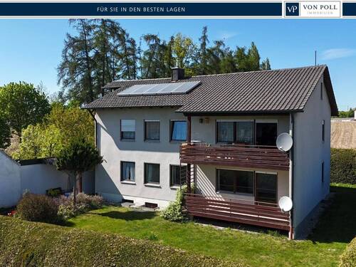 Hausansicht von Süd-Osten - Viel Raum für Leben, Ideen & Zukunft - spannendes Haus am Ortsrand von Geisenhausen