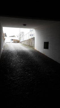 Ausfahrt - Garage, Stellplatz in München