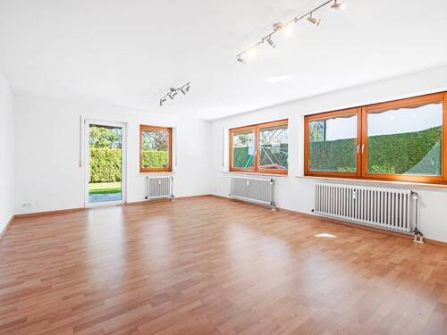 Bild 2 - 6 Zimmer Mehrfamilienhaus, Wohnhaus zum Kaufen in Stockach-Wahlwies