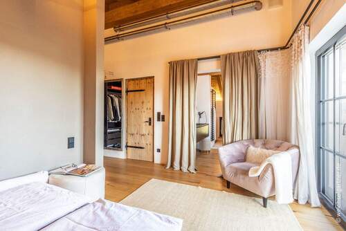 Blick in Richtung Bad-en-Suite - 