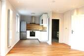 Bild... - *** schicke 2-Zimmerwohnung, Erstbezug nach Kernsanierung, Balkon und hochwertige Einbauküche ***
