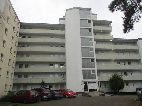 Hausansicht - Gemütliche 3 Zimmer m. Balkon, 3. OG m. Aufzug, Arnsberg, Neheim -Hüsten, Delecker Straße 4a
