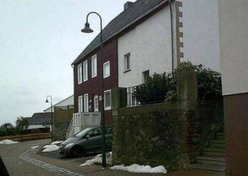 Bild 1 - GROSSES HAUS mit großer Ausbaureserve