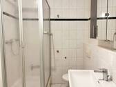 Badezimmer Ansicht 1 - 