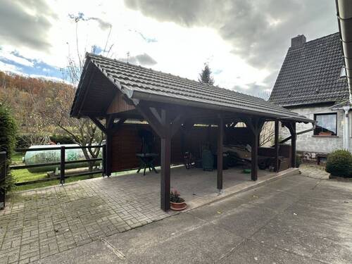 Carport - 6 Zimmer Einfamilienhaus in Amt Creuzburg