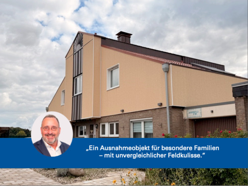 Ansicht - Ein Ausnahmeobjekt für besondere Familien - mit unvergleichlicher Feldkulisse.