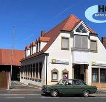 Grundsolides, ehemaliges Bankgebäude - Röthlein