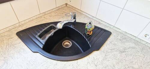 Home-Ex Immobilien - 04.3 Küchenmöbel VI.jpg - 