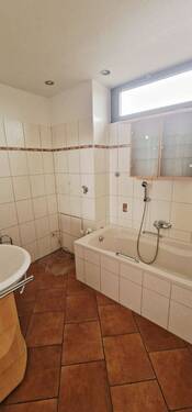 Home-Ex Immobilien - 05.3 Badezimmer I.jpg - 