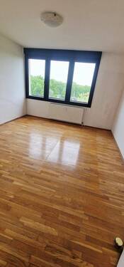 Home-Ex Immobilien - 03 Zimmer.jpg - 