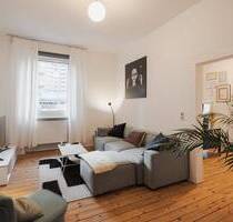 Charmante 3-Zi.-Altbauwohnung mit Balkon - vermietet mit Perspektive zur Eigennutzung - Mannheim Neckarstadt