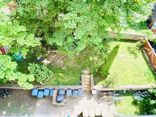Hinterhof / Garten - Etagenwohnung mit 92,20 m² in Leipzig / Anger-Crottendorf zum Kaufen