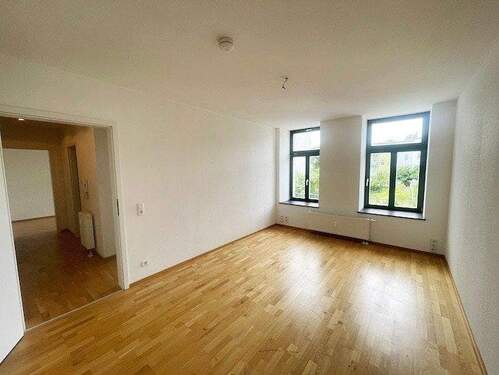 Wohnzimmer - 2 Zimmer Etagenwohnung zum Kaufen in Leipzig