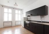 Wohnraum mit Küche.jpg - Gepflegte helle 2-Zimmer-Wohnung mit cleverem Grundriss - sofort bezugsfrei mit EBK