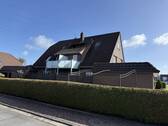 Seitenansicht Gartenseite - 2 Zimmer Etagenwohnung zum Kaufen in Jever