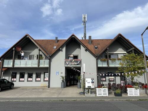 Im Wohn- und Geschäftshaus - 3 Zimmer Büro zur Miete in Burgthann / Oberferrieden