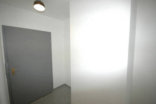 Eingangsdiele - 3 Zimmer Büro in Burgthann / Oberferrieden