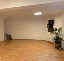 Co-Working-Schreibtischplätze (bis zu 4), super ÖPNV-Anbindung, zentral Marktplatz Benrath - Düsseldorf