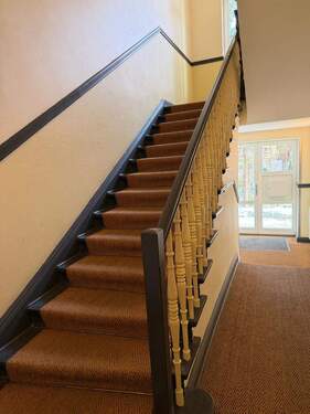 Treppenhaus (2) - Etagenwohnung mit 86,30 m&sup2; in Berlin zum Kaufen