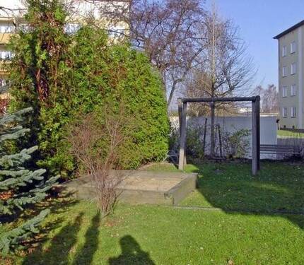Spielecke mit Sitzbank, Fahrradständer - 