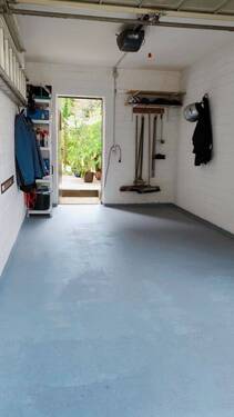 Garage - 