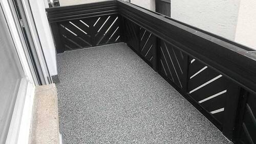 Moderner Balkon mit Stil - 
