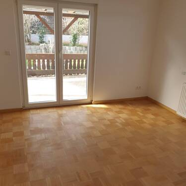 Wohn/Esszimmer - 