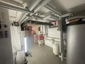 Technikraum mit neuer Technik - 