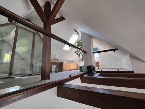 Galerie Wohnzimmer Obergeschoss - 8 Zimmer Mehrfamilienhaus, Wohnhaus zum Kaufen in Sonneberg